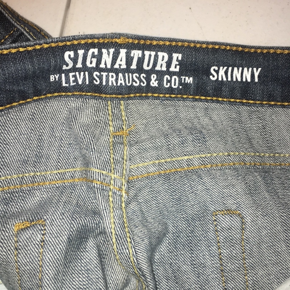 Signature skinny Levi Strauss